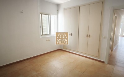 A sunny apartment with lovely wide views and a large terrace.